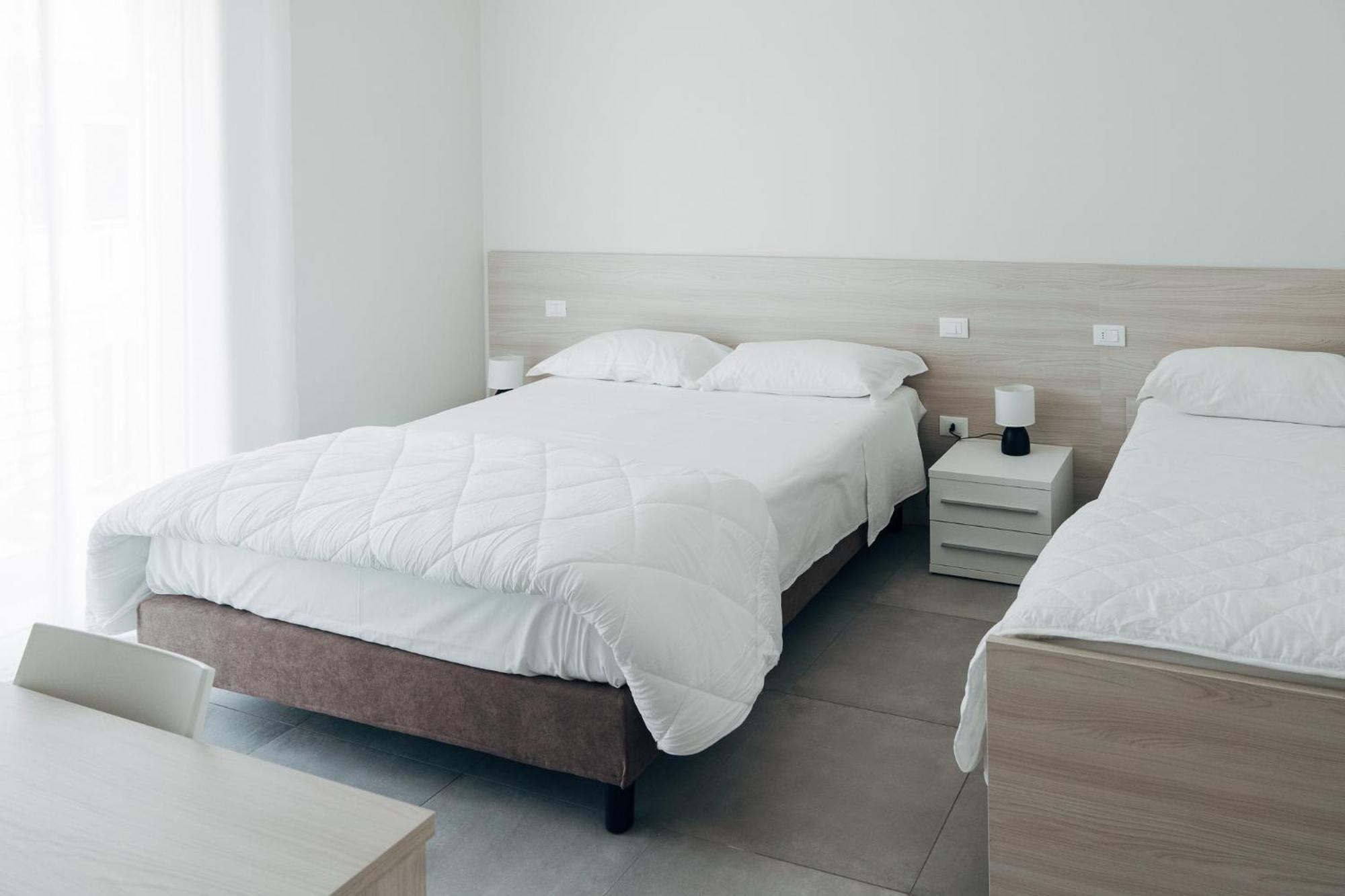 The Prince - Luxury Apartments With Pool Peschiera del Garda Extérieur photo